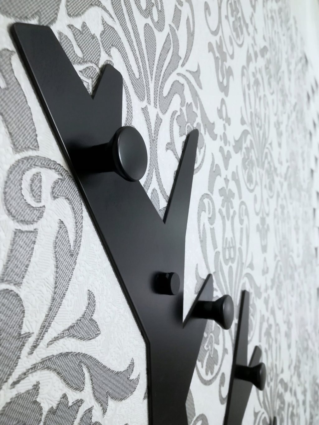 Wieszak metalowy ścienny Tukan WIE148 60 cm - obrazek 3