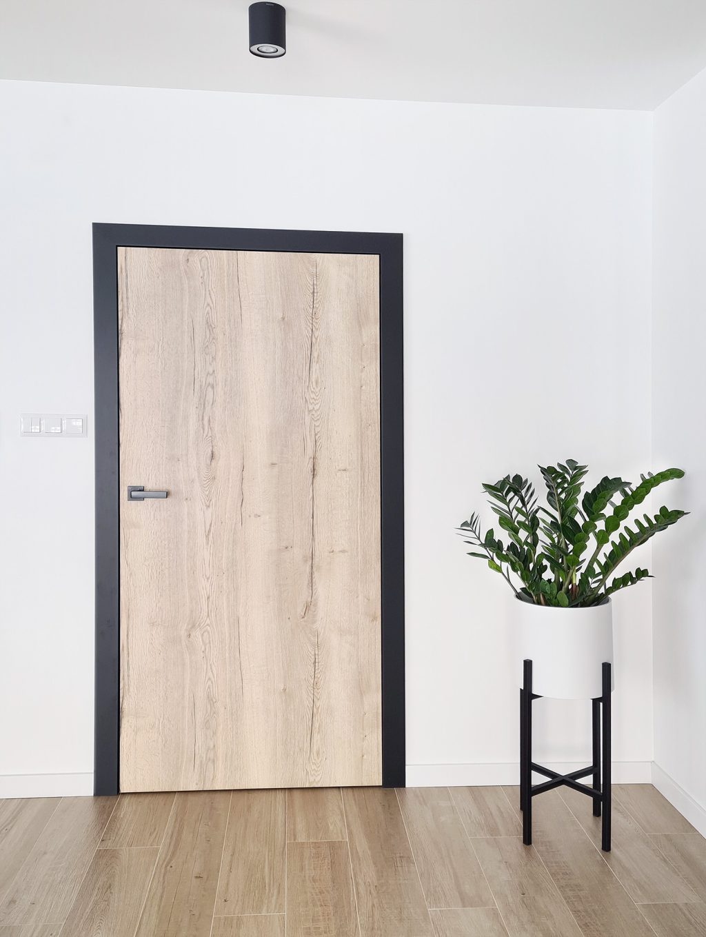 Kwietnik metalowy loft X BIG  M - obrazek 2