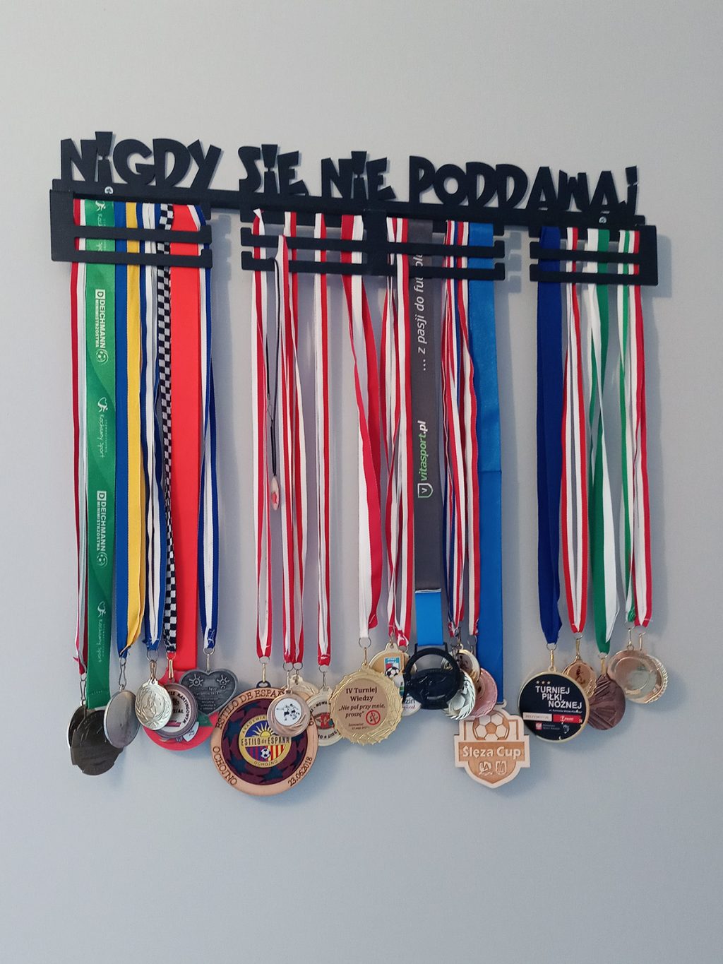 Wieszak na medale Nigdy się nie poddawaj 60 cm - obrazek 5