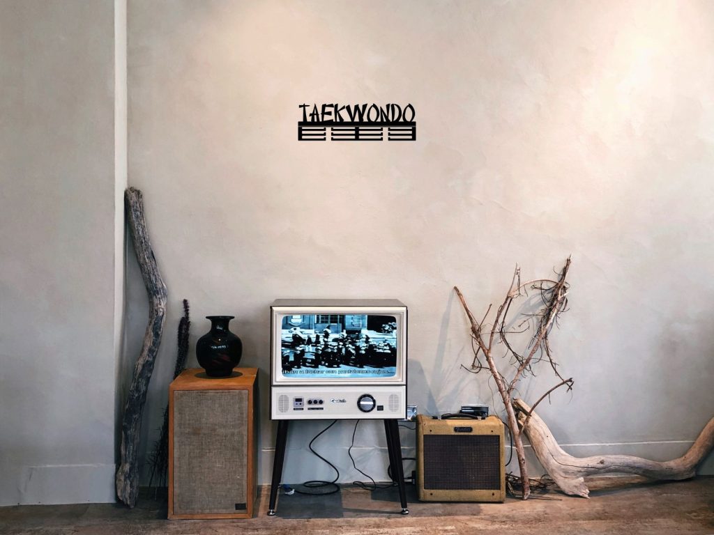 Wieszak na medale Taekwondoo 40 cm - obrazek 3