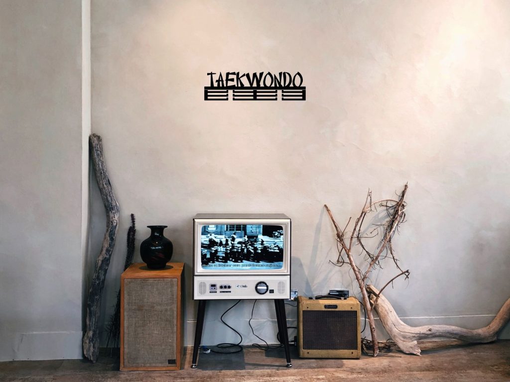 Wieszak na medale Taekwondoo 60 cm - obrazek 3