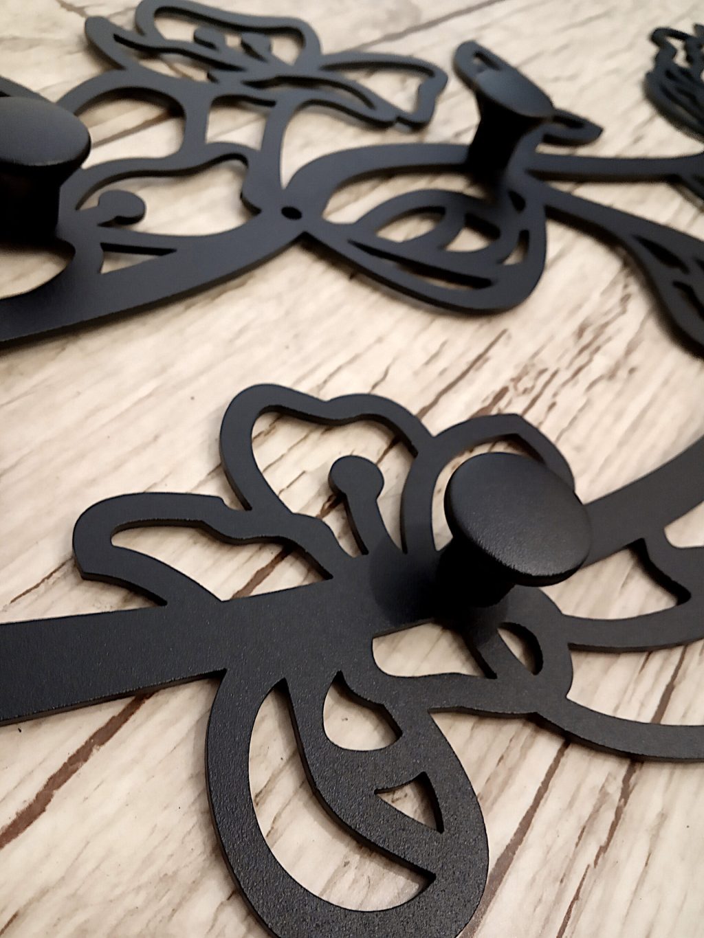 Wieszak ścienny metalowy Wiśnia WIE155 40 cm - obrazek 3