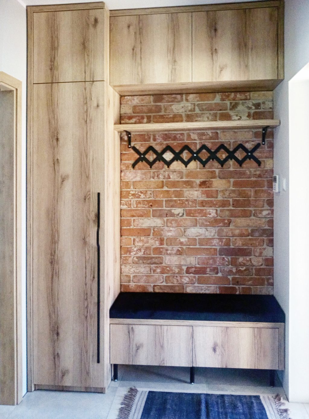 Wieszak metalowy ścienny Kratka WIE053 100 cm - obrazek 2