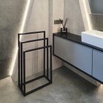 Wieszak na ręczniki stojący potrójny S - obrazek 2