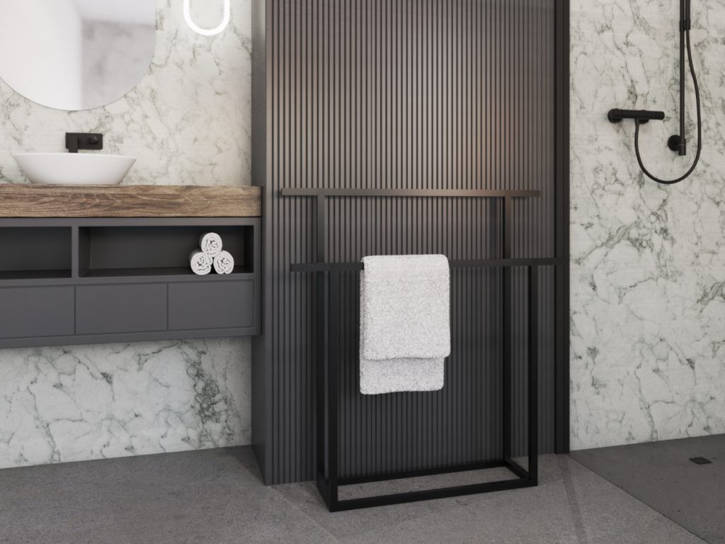 Wieszak na ręczniki T stojący metalowy L - obrazek 3